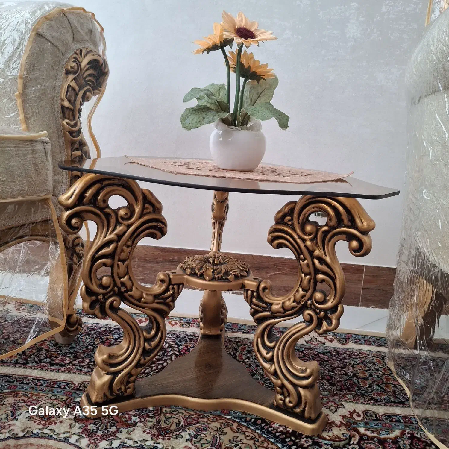 میز جلو مبلی|مبلمان خانگی و میز عسلی|نیشابور, کوی یغما|دیوار