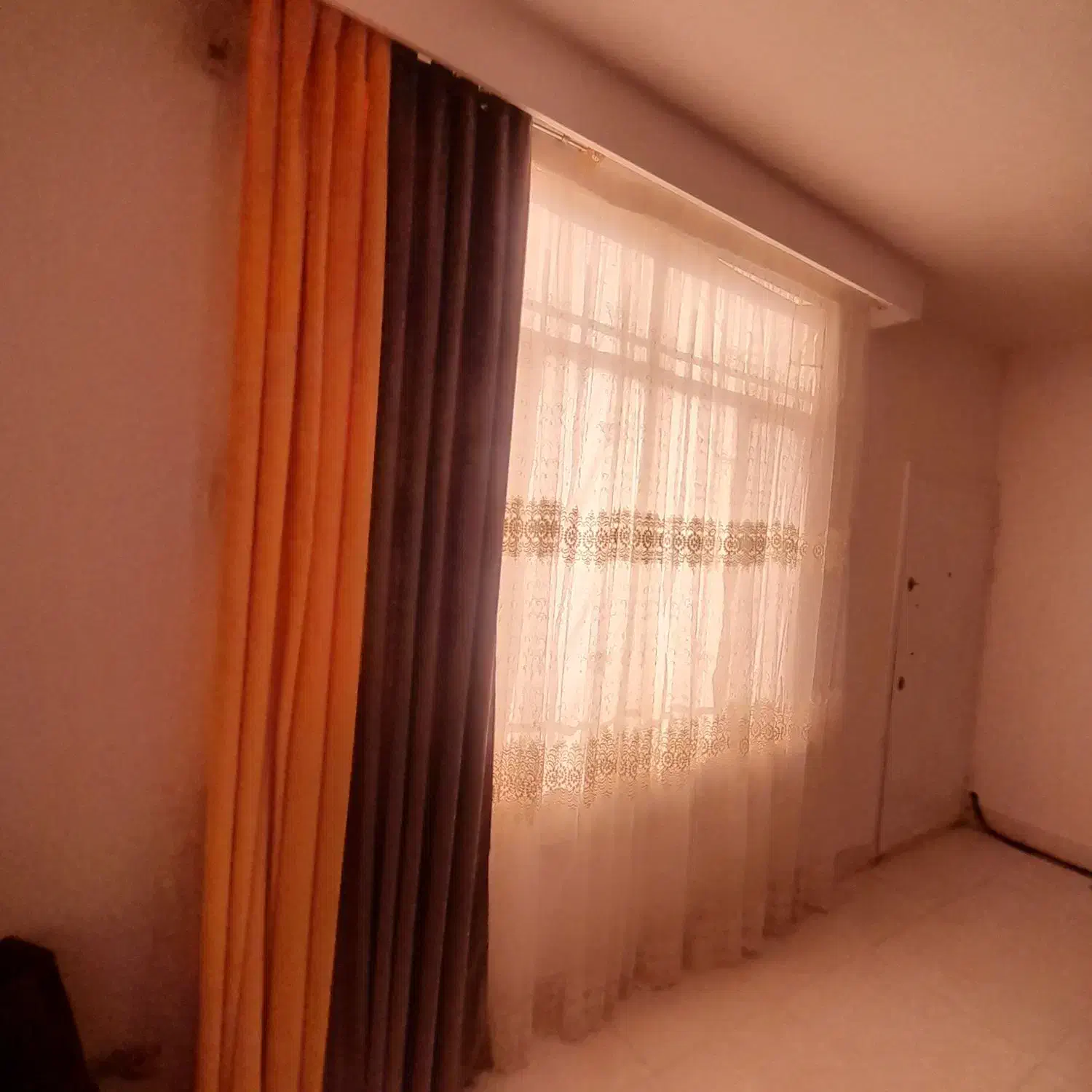 پرده|پرده، رانر، رومیزی|تربت جام, میرقوام الدین|دیوار