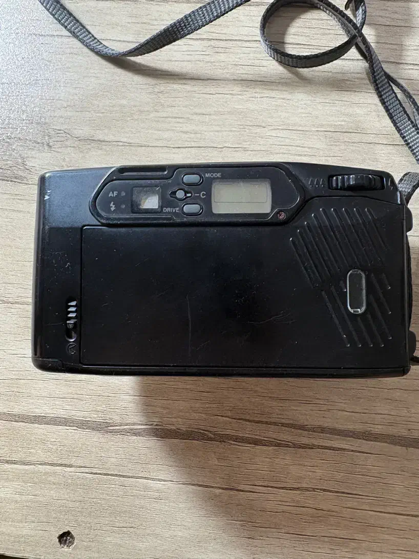 دوربین کلکسیونی مدل PENTAX ژاپنی|کلکسیون اشیاء عتیقه|چالوس, |دیوار