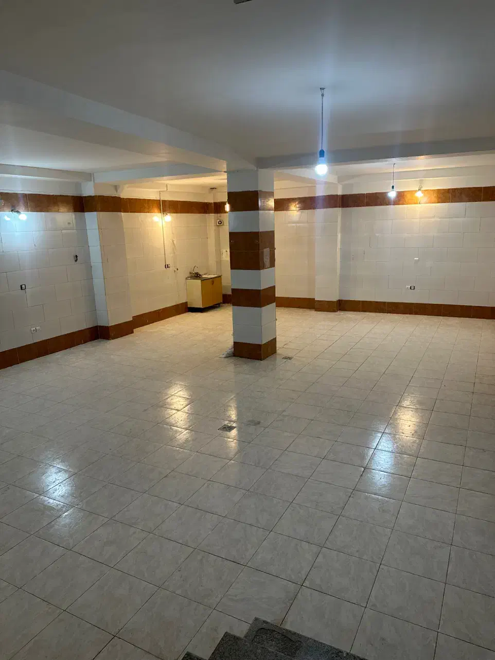 اجاره زیرزمین 100متر شهریار شهرک وایین موقعیت عالی|اجارهٔ آپارتمان|شهریار, شهریار|دیوار