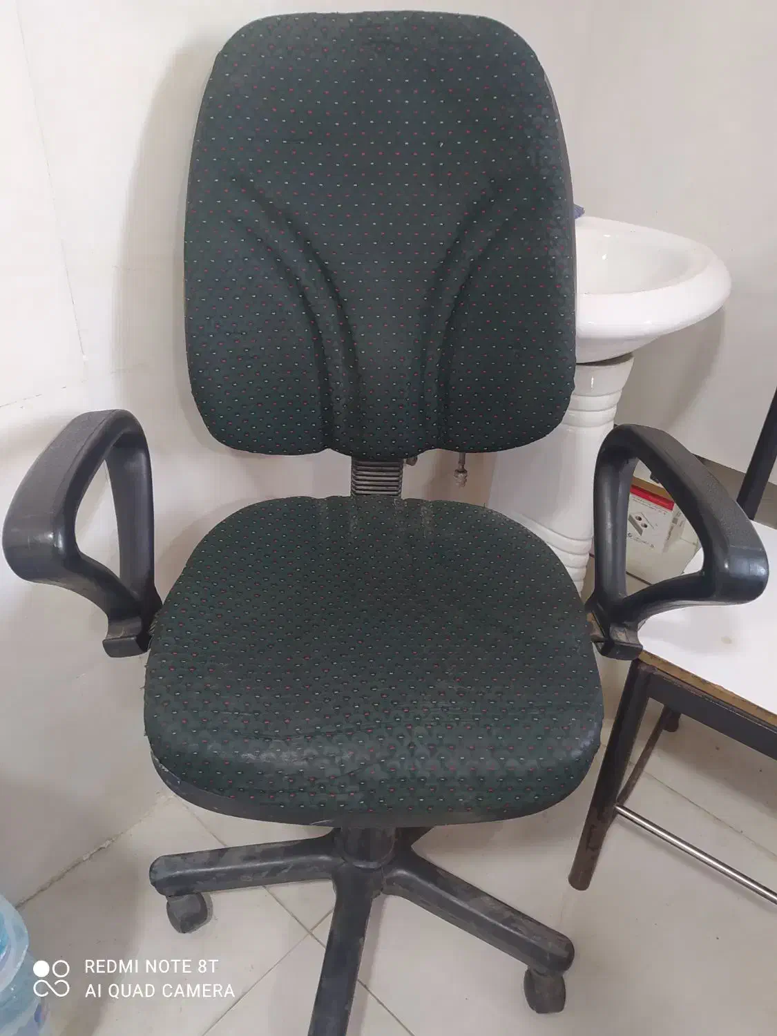 صندلی چرخ دار|صندلی و نیمکت|شوشتر, |دیوار