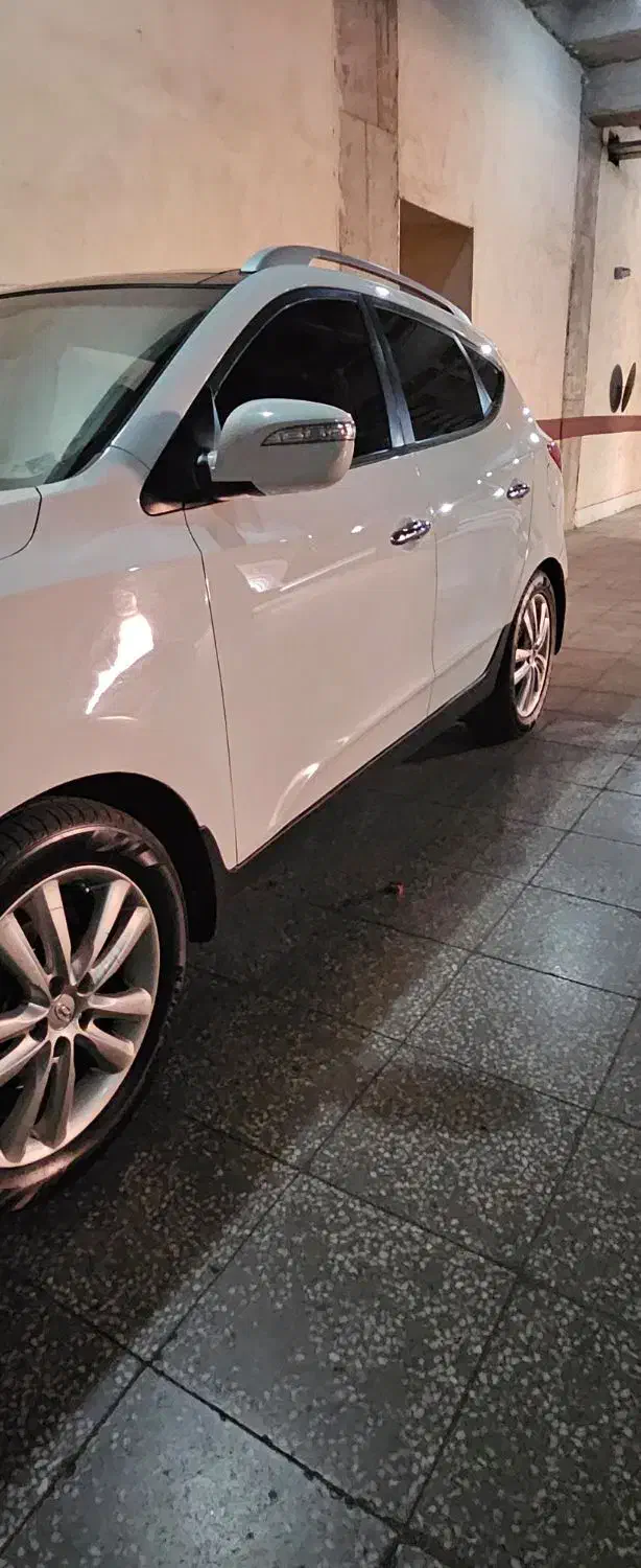 توسان ۲۰۱۴ فول بدون رنگ دو برگ سند|خودرو سواری و وانت|یزد, |دیوار