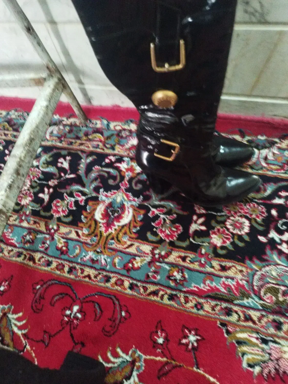 پوتین|کیف، کفش، کمربند|رباط‌کریم, الارد|دیوار