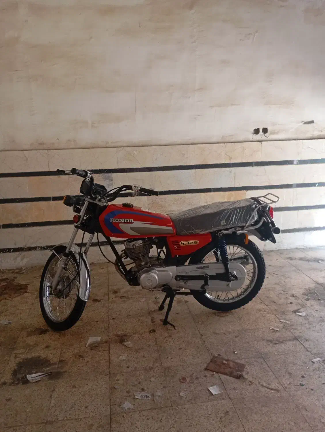 هوندا ۱۲۵|موتورسیکلت|شهریار, شهرک وائین|دیوار