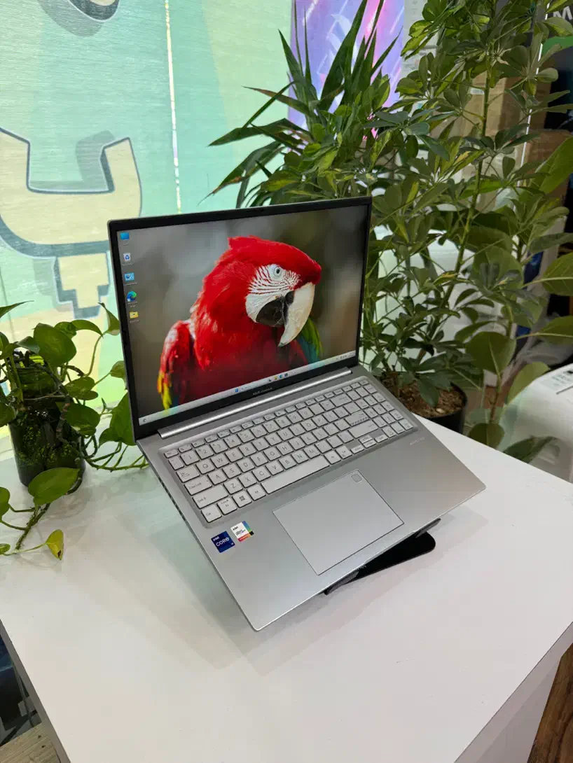 لپ تاپ خاص و کمیاب ایسوس|رایانه همراه|شیراز, ملاصدرا|دیوار