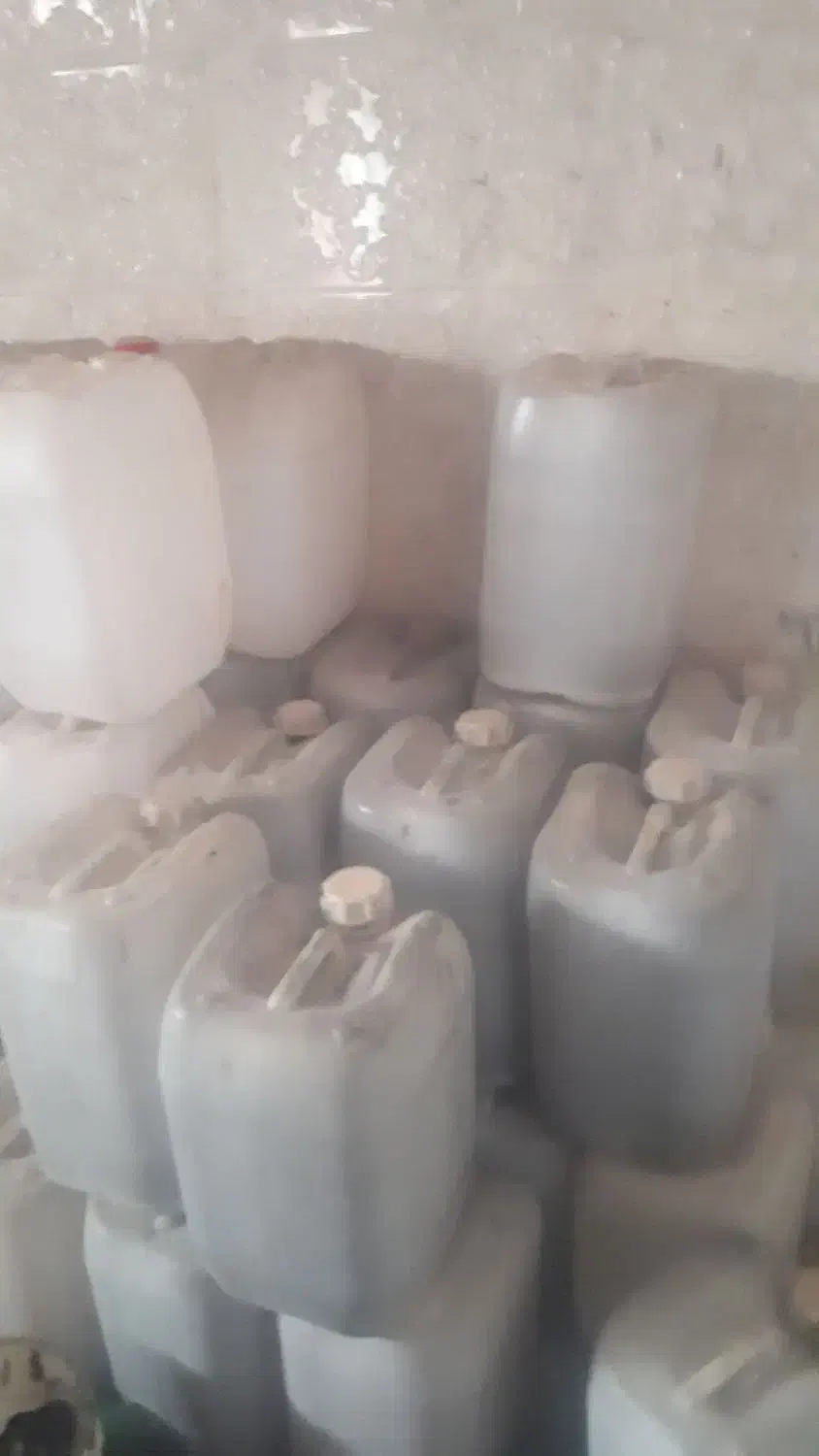 گالن 20 لیتری صنعتی جنس خوب|ظروف نگهدارنده، پلاستیکی، یک‌بارمصرف|مشهد, شهید قربانی|دیوار