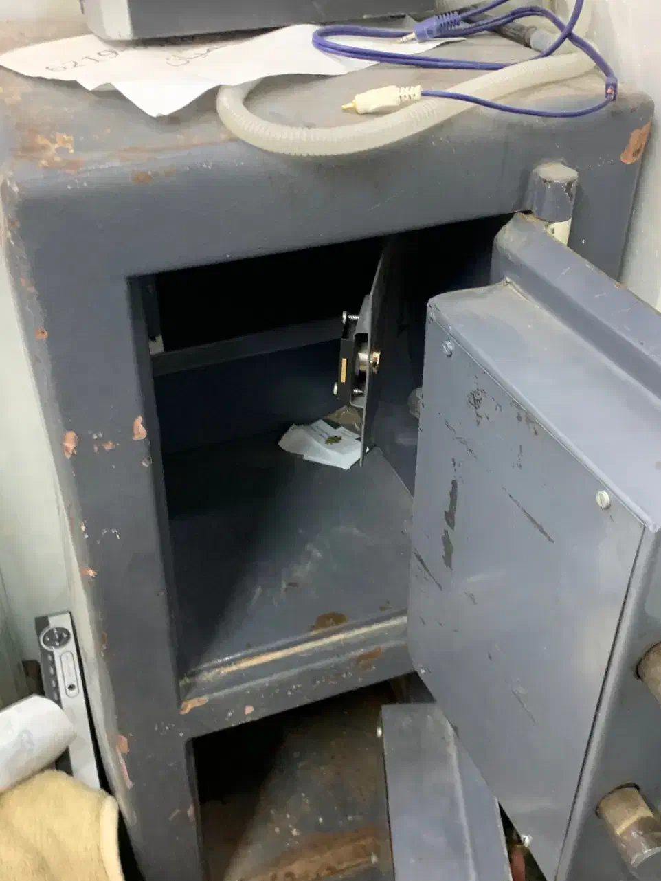 گاو صندوق مارک سوپر علاالدین|ابزارآلات|قوچان, |دیوار