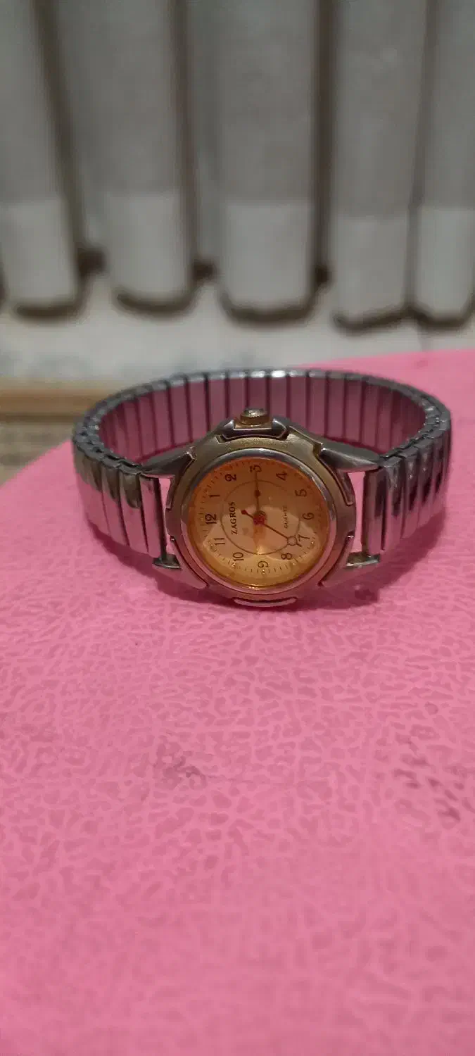 ساعت و گوشواره|ساعت|تهران, کیانشهر|دیوار