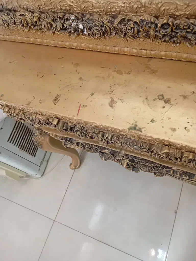 آینه و کنسول طلایی مناسب ارایشگاه و منزل|آینه|کرمانشاه, |دیوار