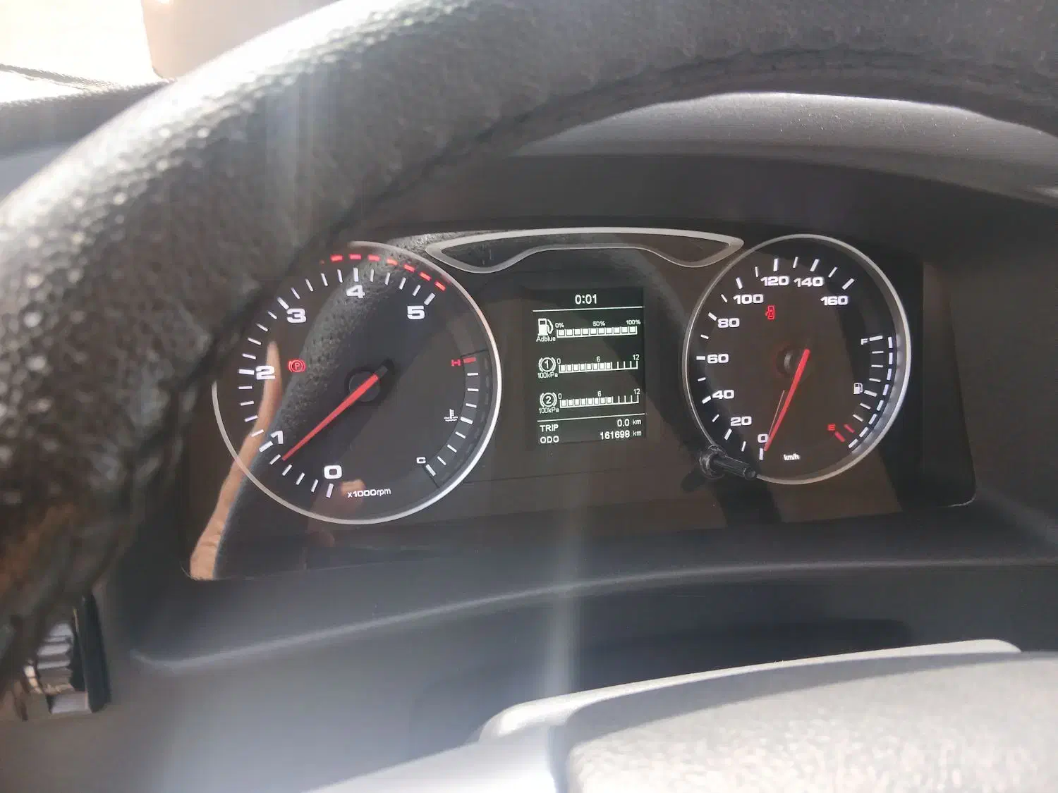 دیما۹تن|خودرو سنگین|فشم, |دیوار