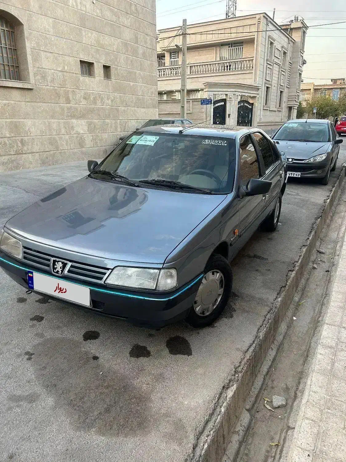 پژو۴۰۵مدل ۹۴|خودرو سواری و وانت|شیراز, شهرک مطهری|دیوار