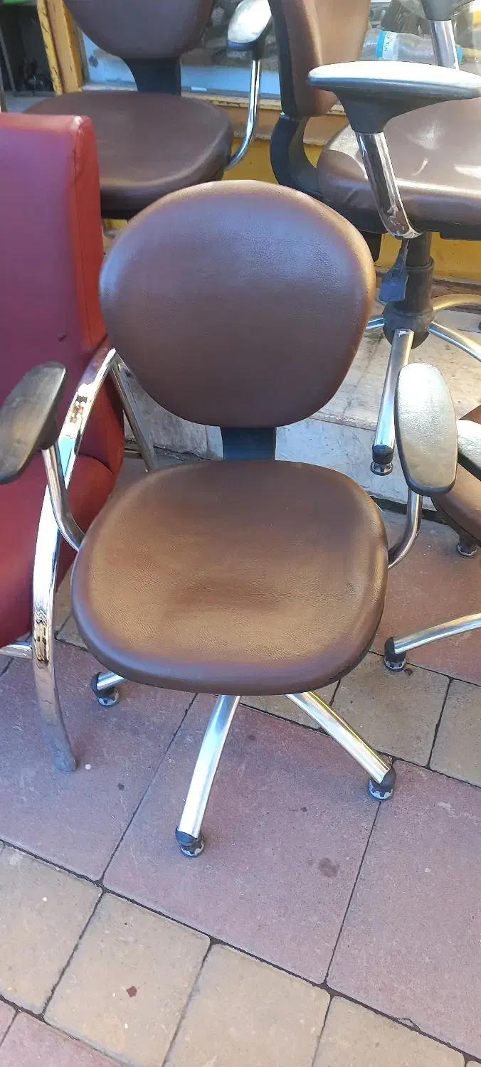 صندلی|صندلی و نیمکت|اقبالیه, |دیوار