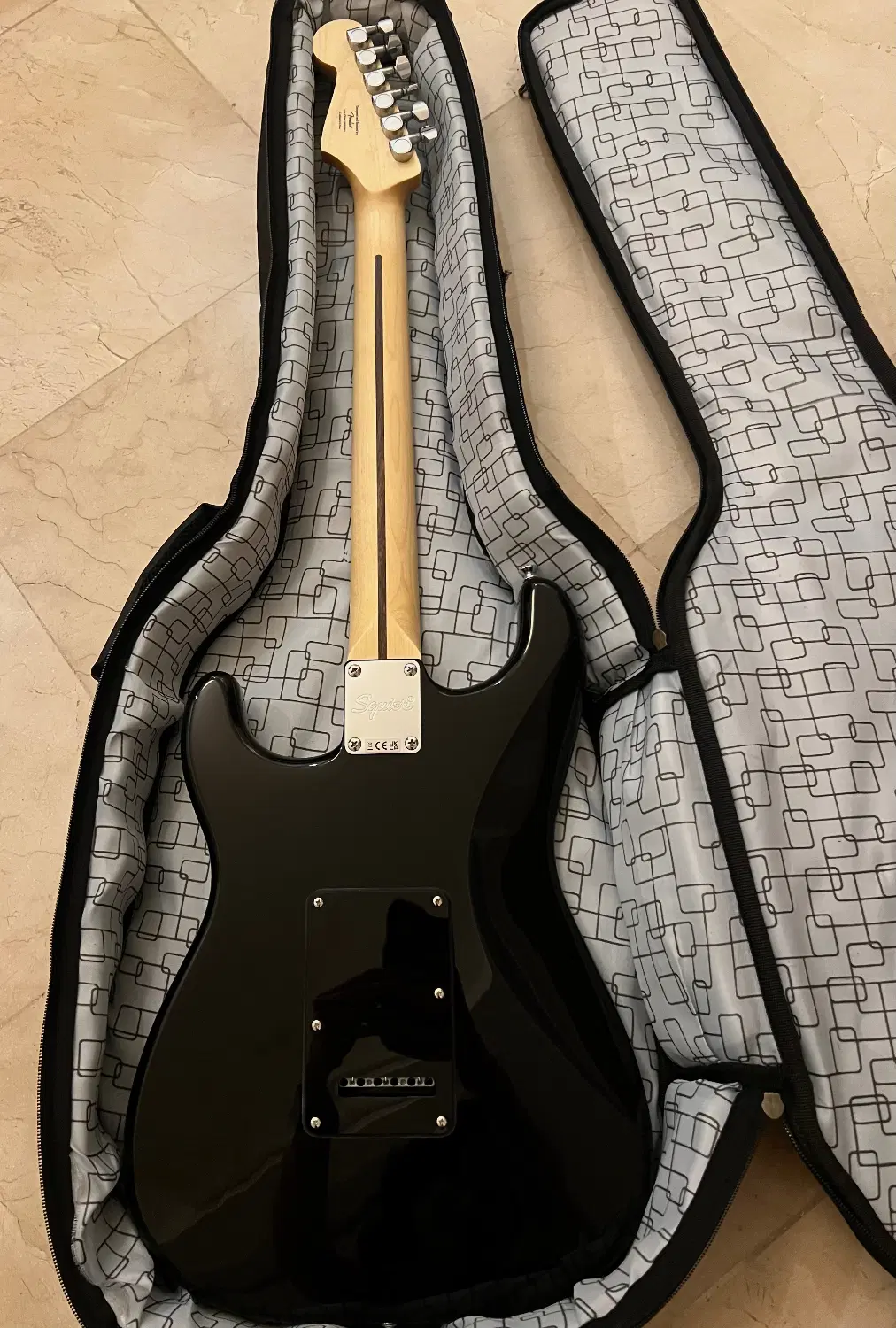 گیتار الکتریک مدل Squier Sonic Strat HSS Black نو|گیتار، بیس، امپلیفایر|تهران, هروی|دیوار