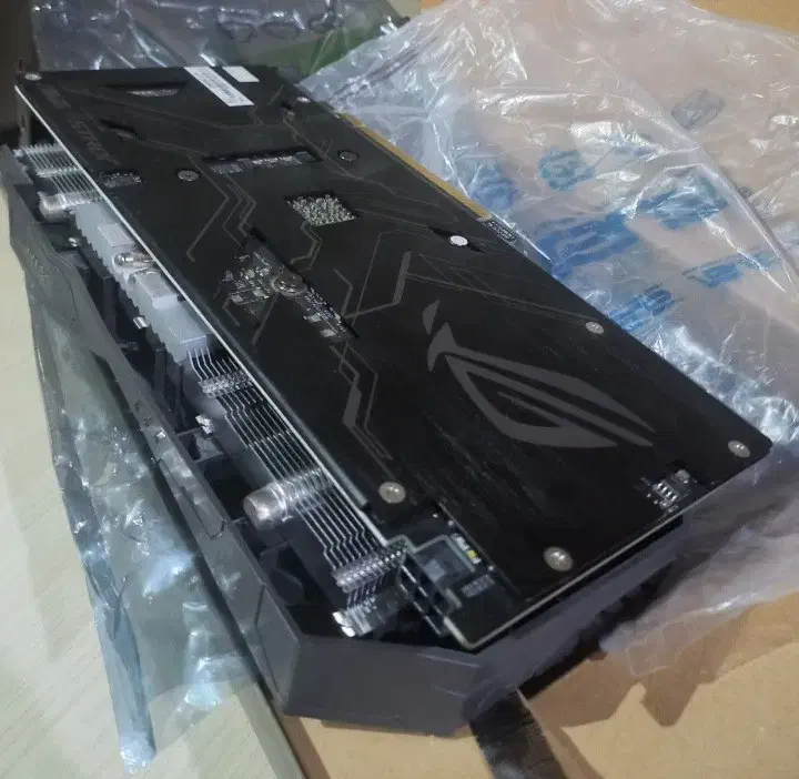 کارت گرافیک GeForce 1050 GTX|قطعات و لوازم جانبی رایانه|رشت, گلسار|دیوار