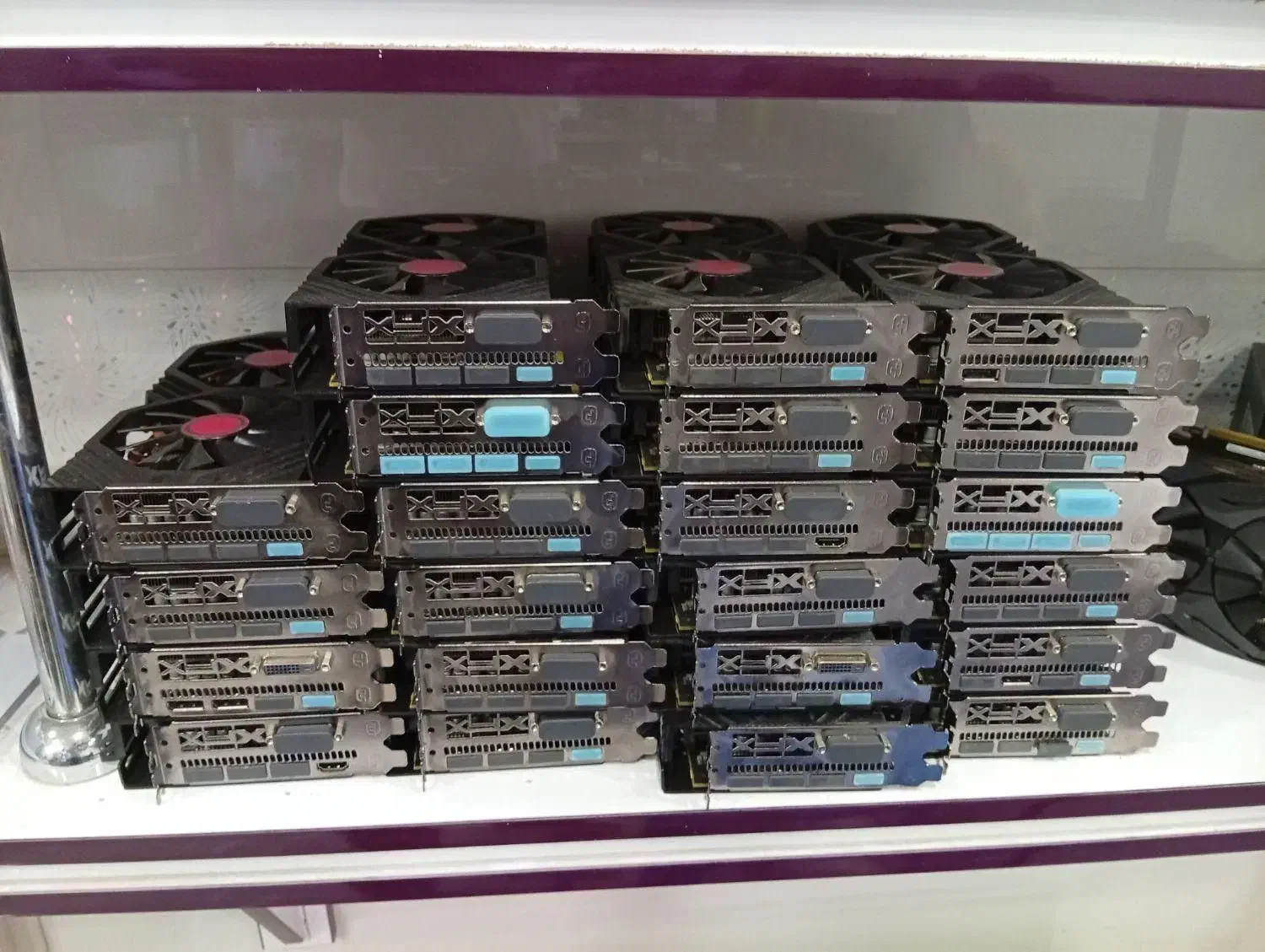 کارت گرافیک RX 580 تمیز و پیچ پلمپ|قطعات و لوازم جانبی رایانه|نیشابور, بنیاد شهید|دیوار