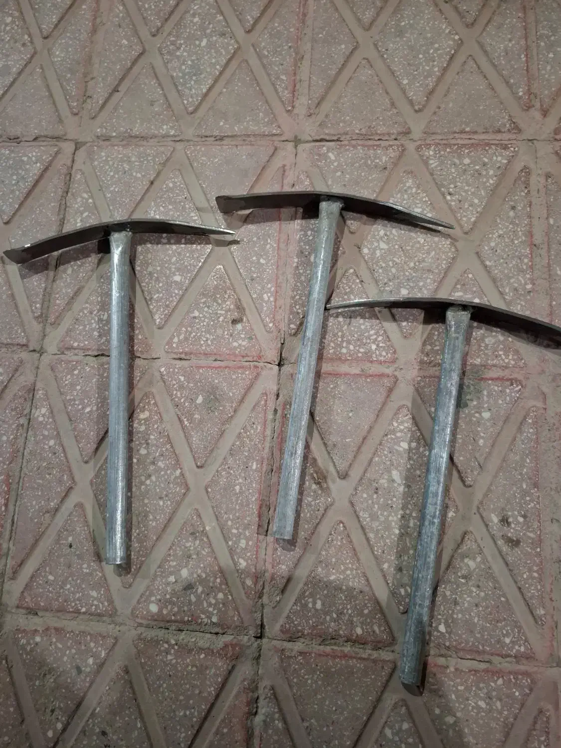 کلنگ|ابزارآلات|سنندج, |دیوار