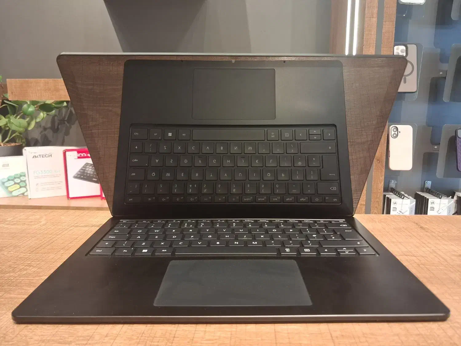 سرفیس لپ تاپ 4|رایانه همراه|شیراز, ملاصدرا|دیوار