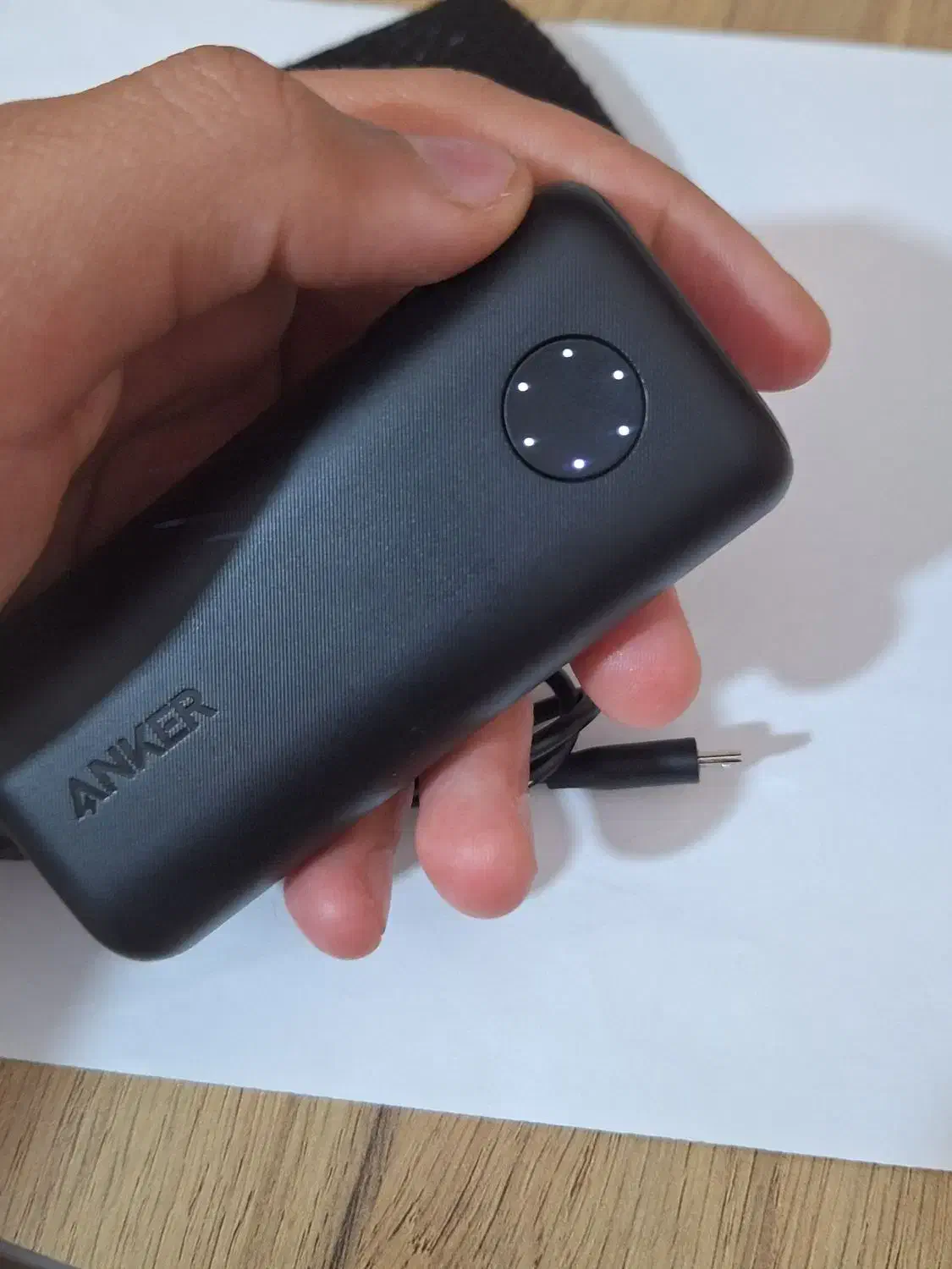 پاوربانک انکر ۶۷۰۰ میلی‌آمپر با جعبه و لوازم کامل|لوازم جانبی موبایل و تبلت|خرم‌آباد, |دیوار