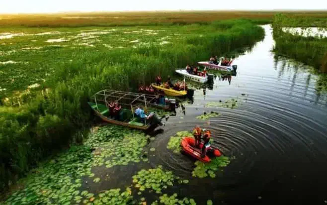 ویلاهایی خاص در منطقه ای خاص|فروش خانه و ویلا|ری, اقدسیه|دیوار