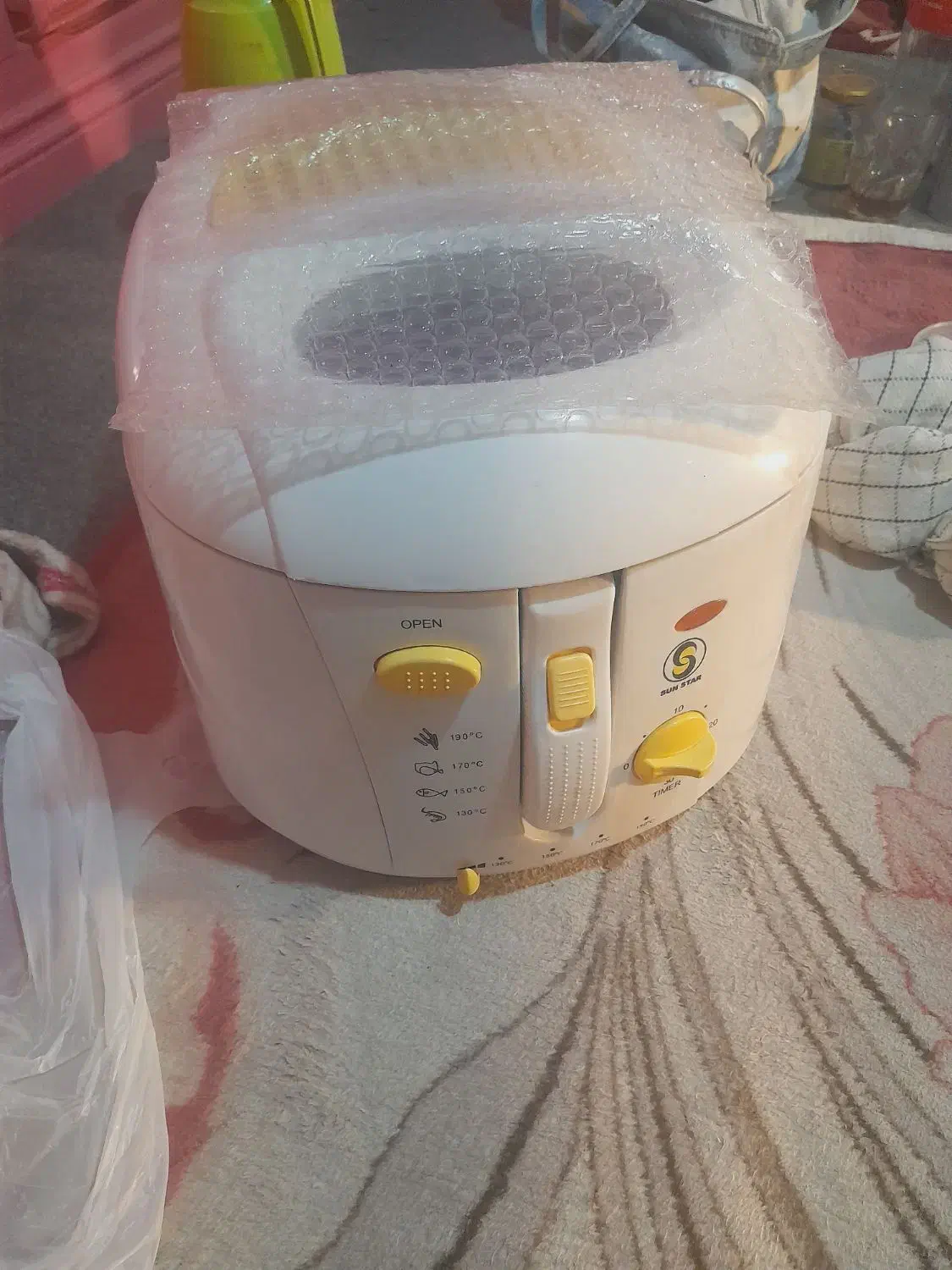 سرخ کن نو|سایر لوازم برقی|مشهد, تربیت (صدف)|دیوار