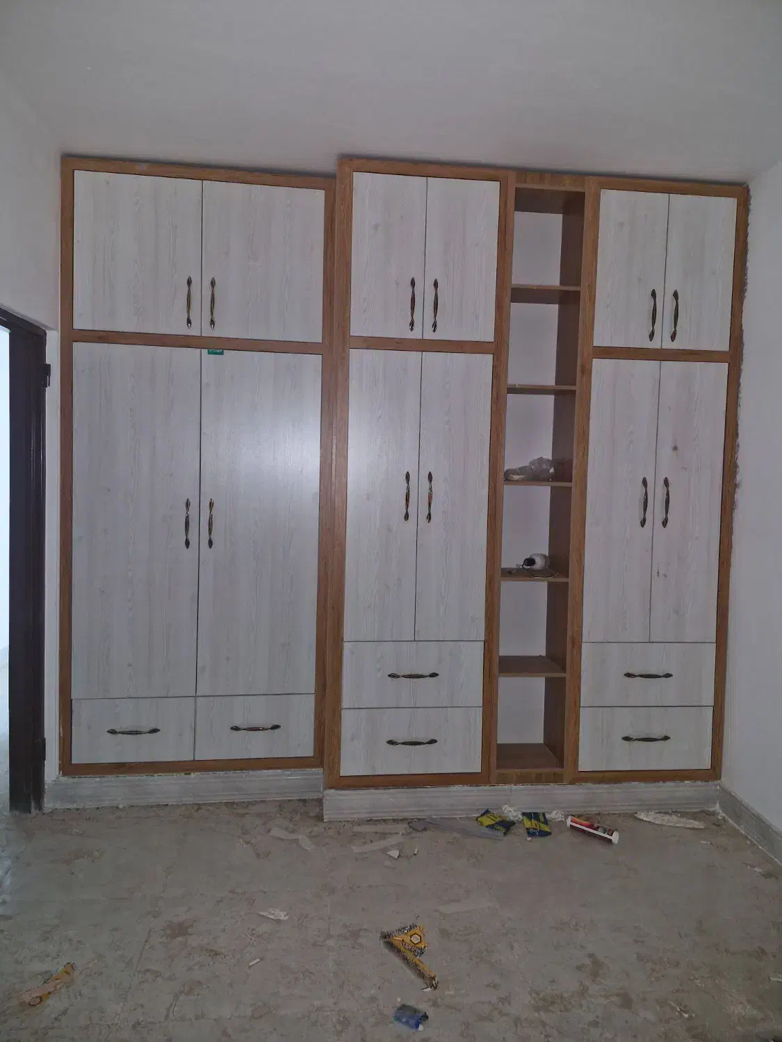 استاد کار کابینت  و کمد|استخدام معماری، عمران و ساختمانی|بجنورد, |دیوار