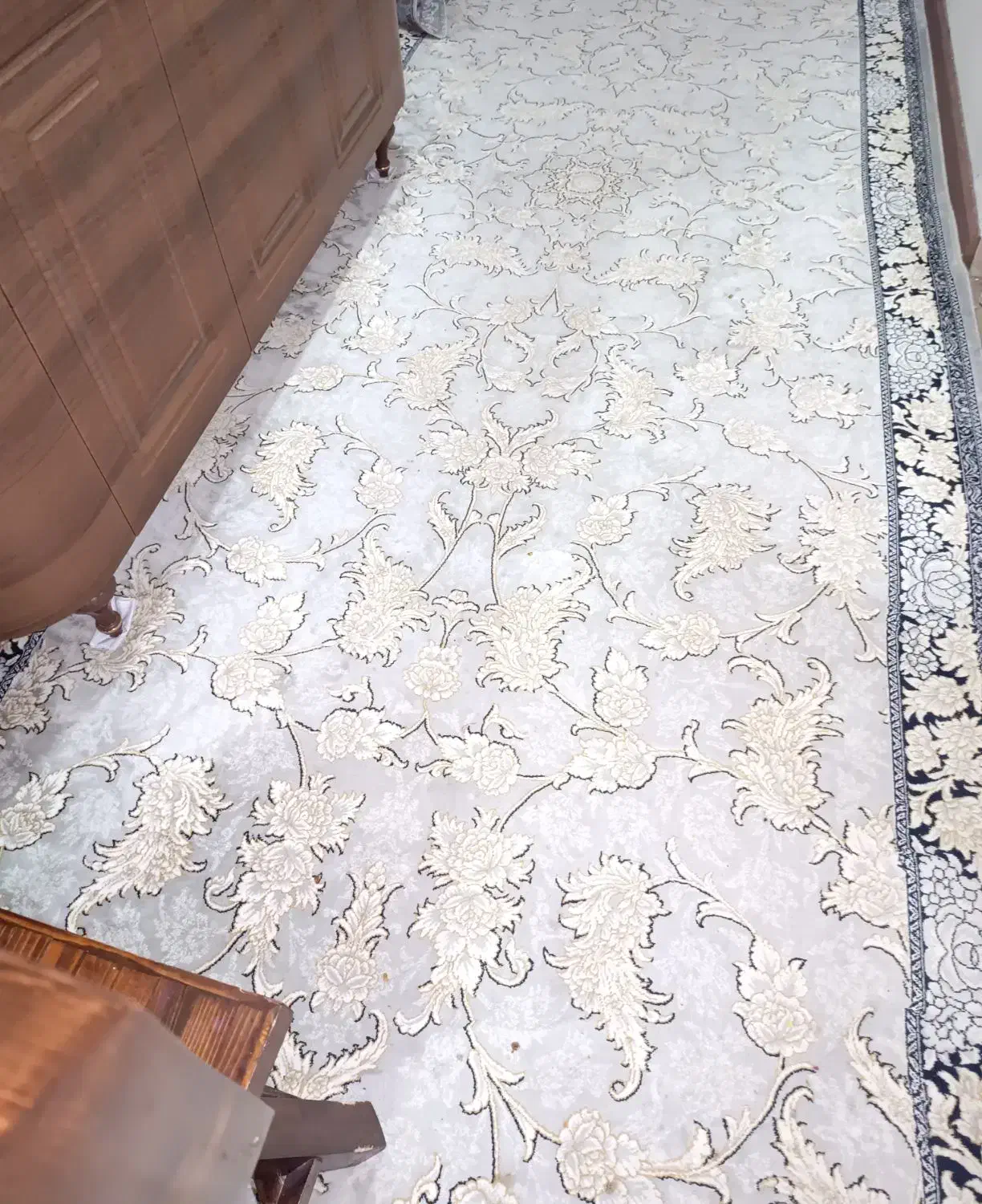 کناره|فرش|مشهد, کارگران|دیوار