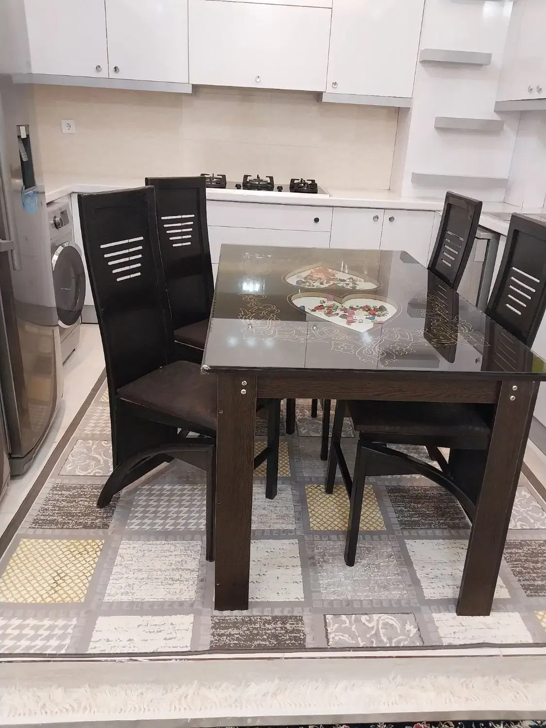 ناهارخوری|میز و صندلی غذاخوری|سنقر, |دیوار