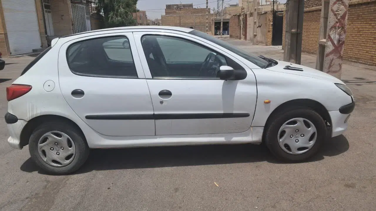 206 تیپ 2|خودرو سواری و وانت|یزد, |دیوار