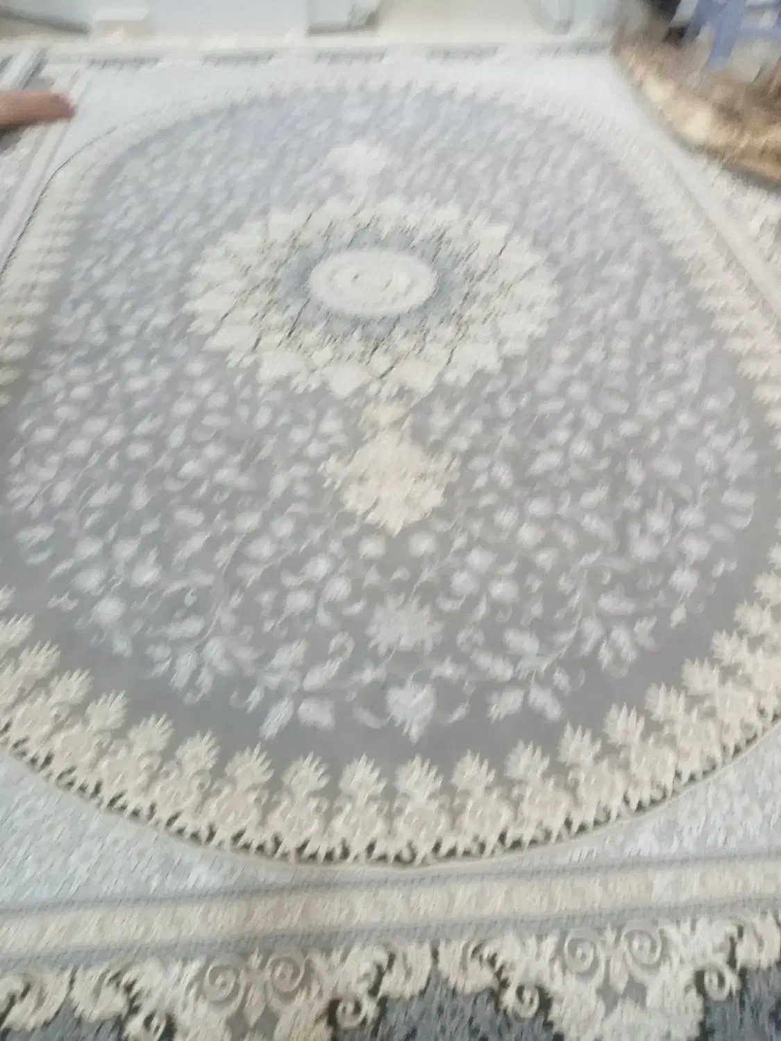 فرش ۹مترینو خلوت آکبند|فرش|تهران, نیروی هوایی (پیروزی)|دیوار