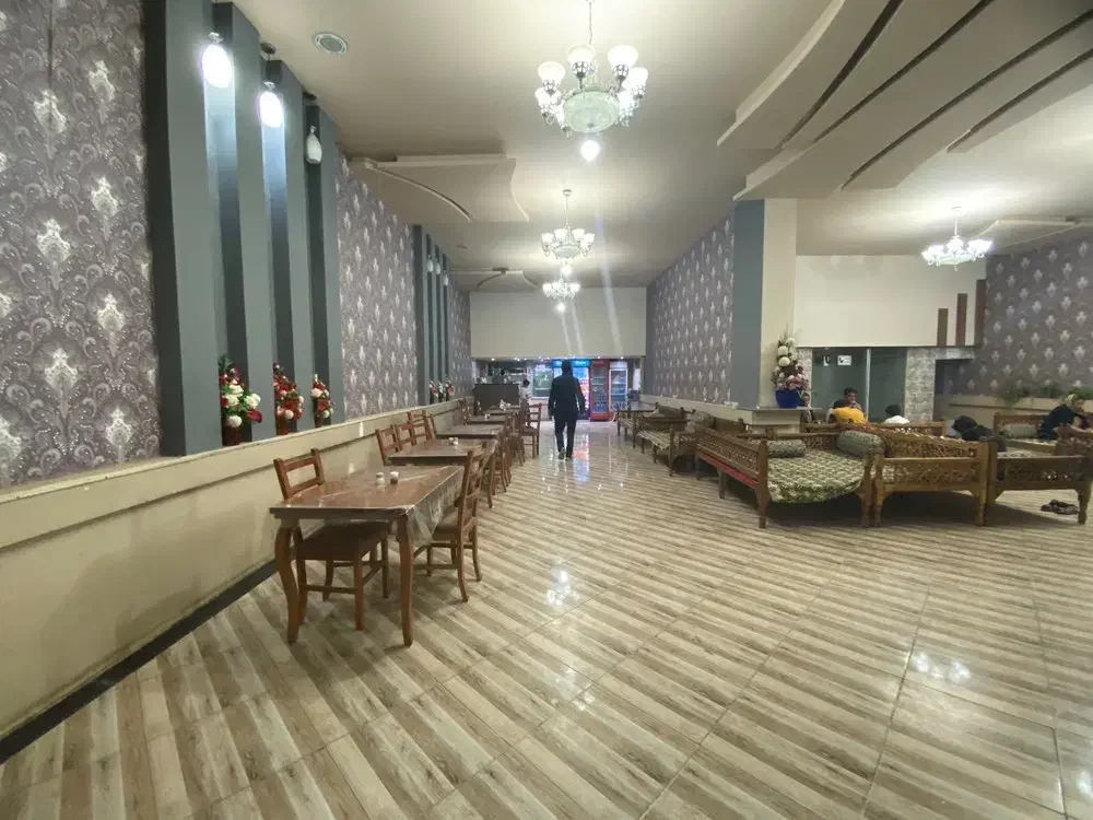 فروش واجاره رستوران وطبقه بالا دو احد منزل مسکونی|فروش مغازه و غرفه|نیشابور, فضل|دیوار