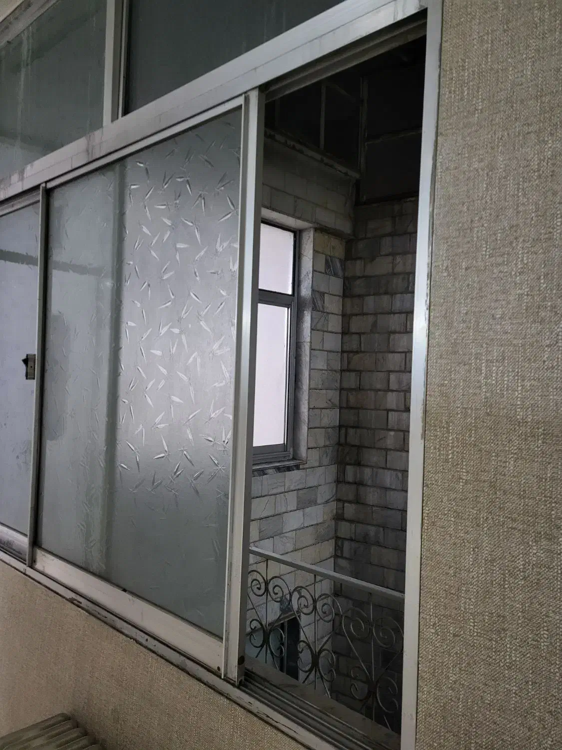 اجاره طبقه سوم آپارتمان