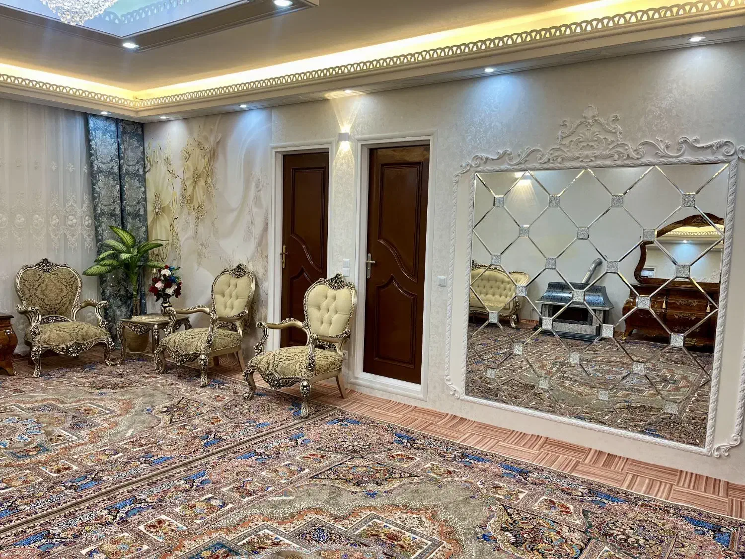 اجاره روزانه منزل تمییز و شیک برای مسافرین عزیز|اجارهٔ کوتاه‌مدت آپارتمان و سوئیت|اردبیل, |دیوار