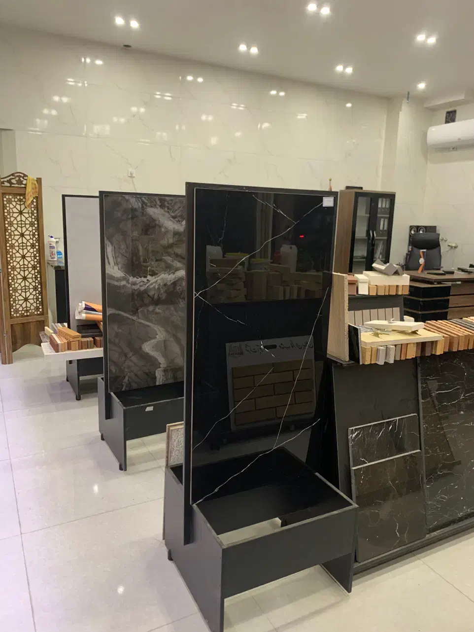 اجرنما و سنگ وکاشی|مصالح و تجهیزات ساختمان|کاشان, لتحر|دیوار