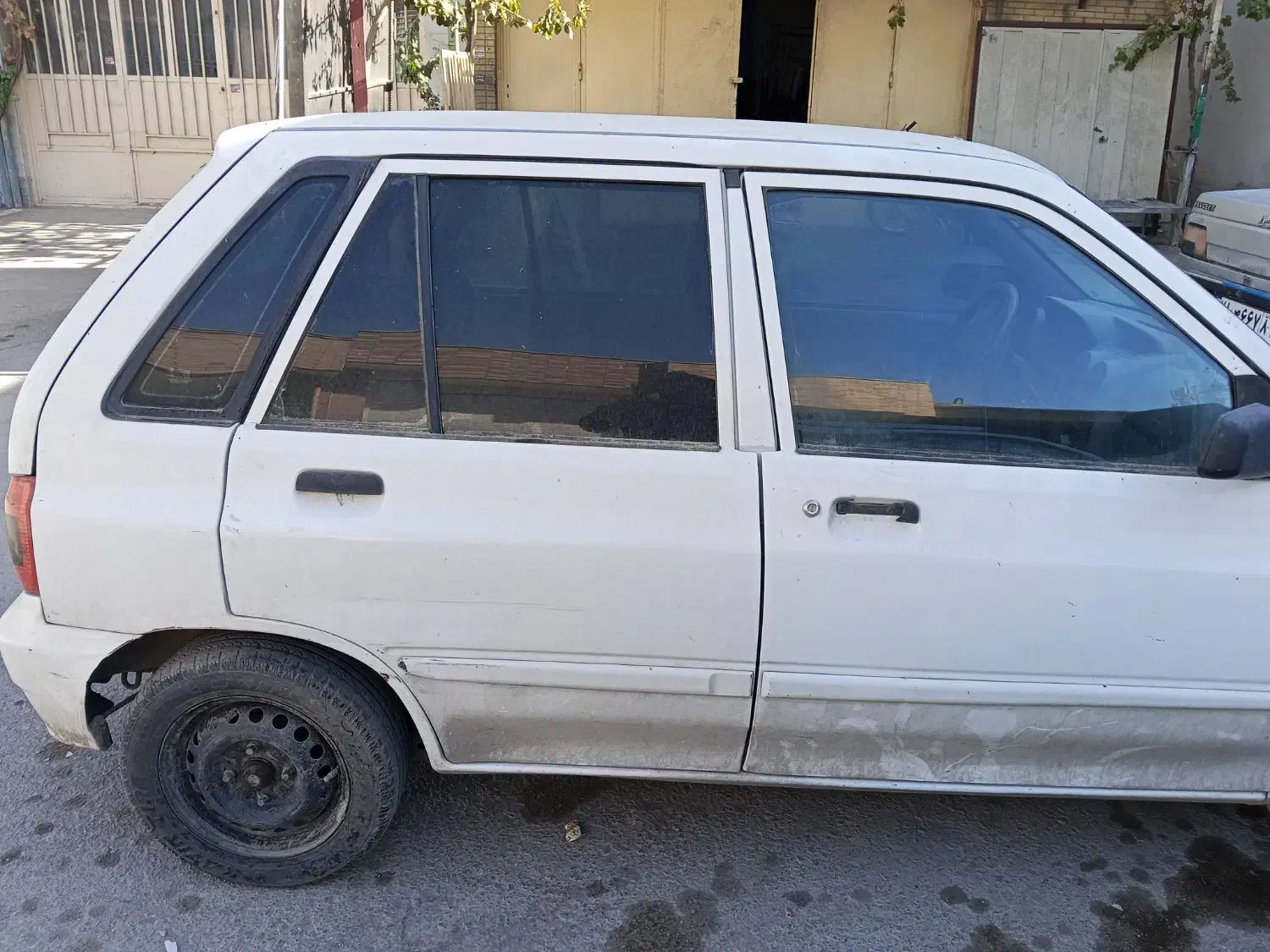 پراید۱۱۱ سفید|خودرو سواری و وانت|فولادشهر, سایت صنعتی کاوه|دیوار