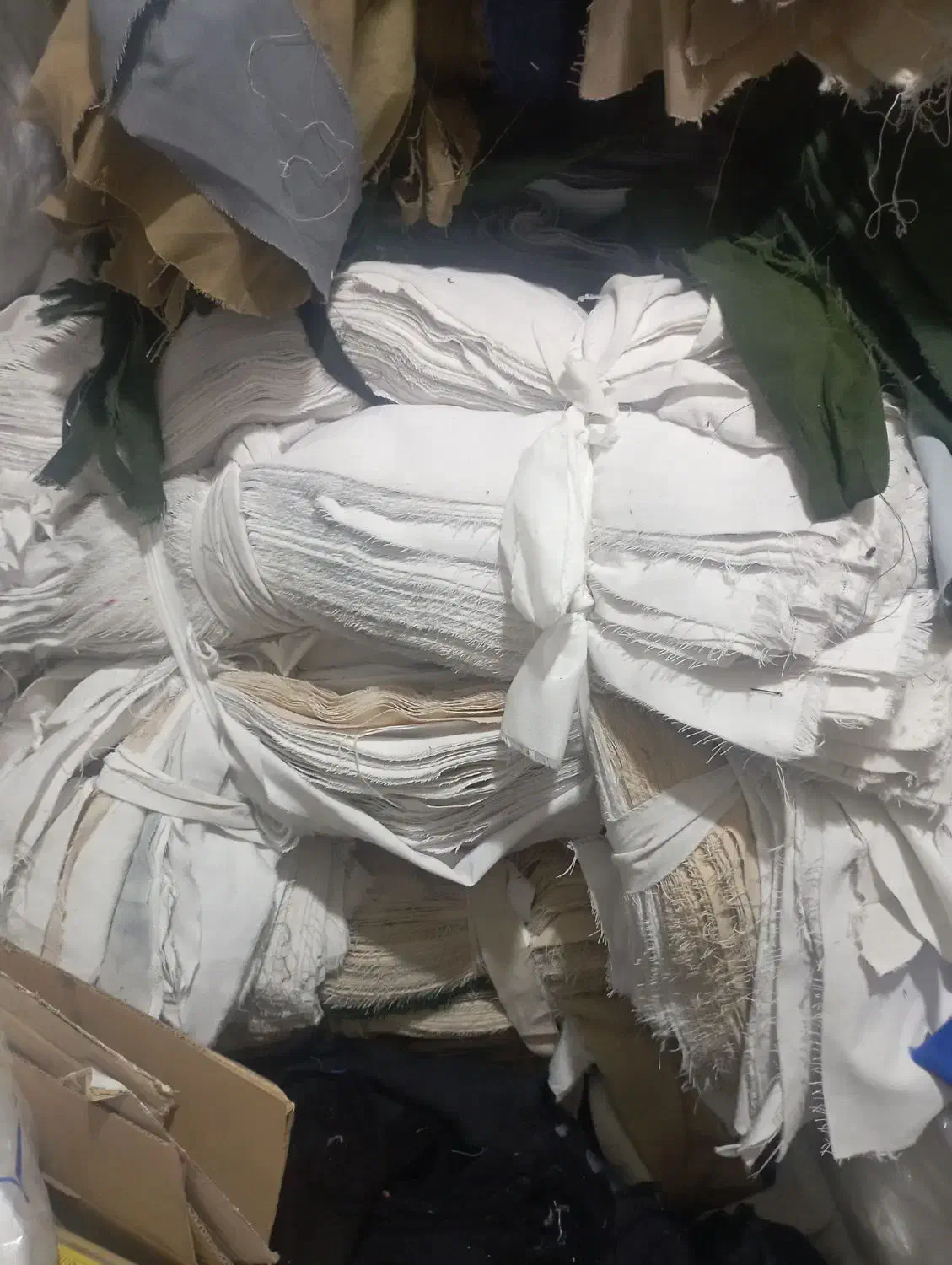 خرید و فروش خورده پارچه و بافت.دم قیچی.دستمال|لباس|تهران, عبدل‌آباد|دیوار