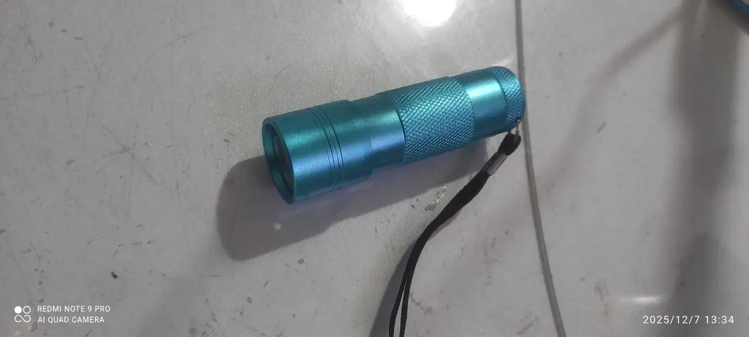 تعدادی لاکژل ولوازم کاشت ناخن|آرایشی، بهداشتی، درمانی|فولادشهر, A6|دیوار