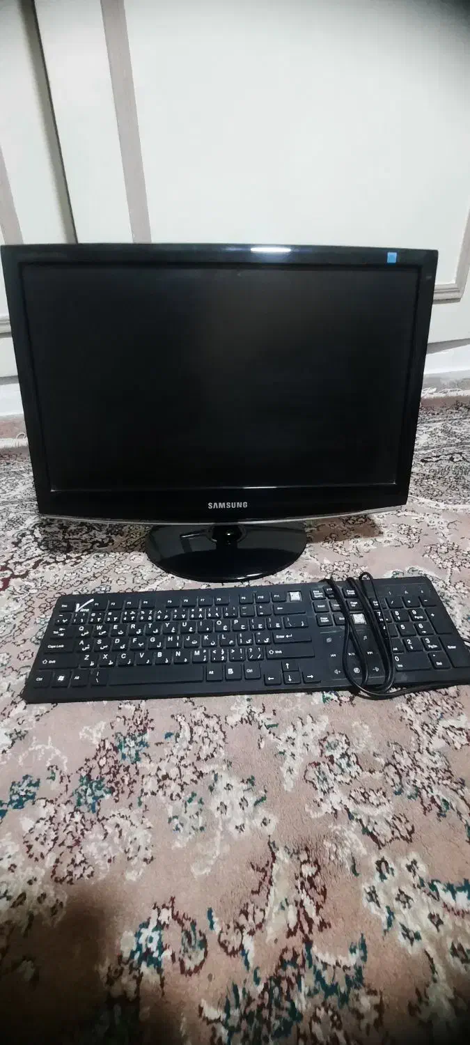 ماینتور/کیس/کیبورد|قطعات و لوازم جانبی رایانه|ری, دیلمان|دیوار