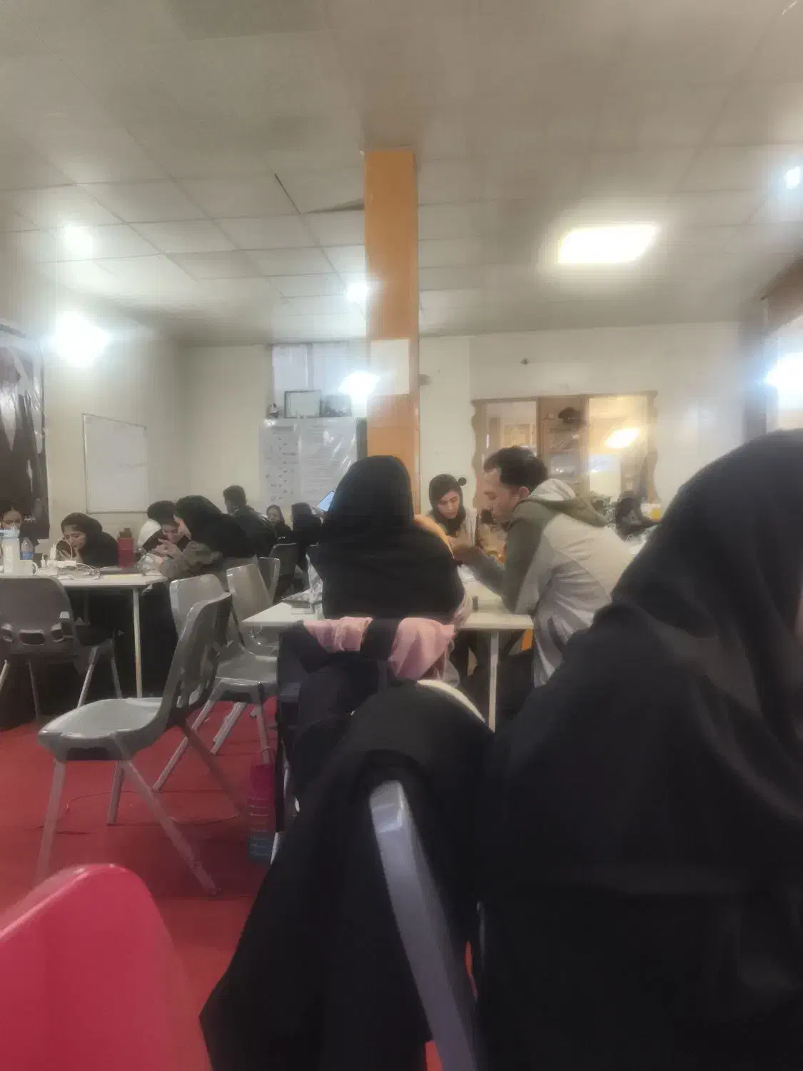 ویزیتور تلفنی در دفتر|استخدام بازاریابی و فروش|شیراز, سینما سعدی|دیوار