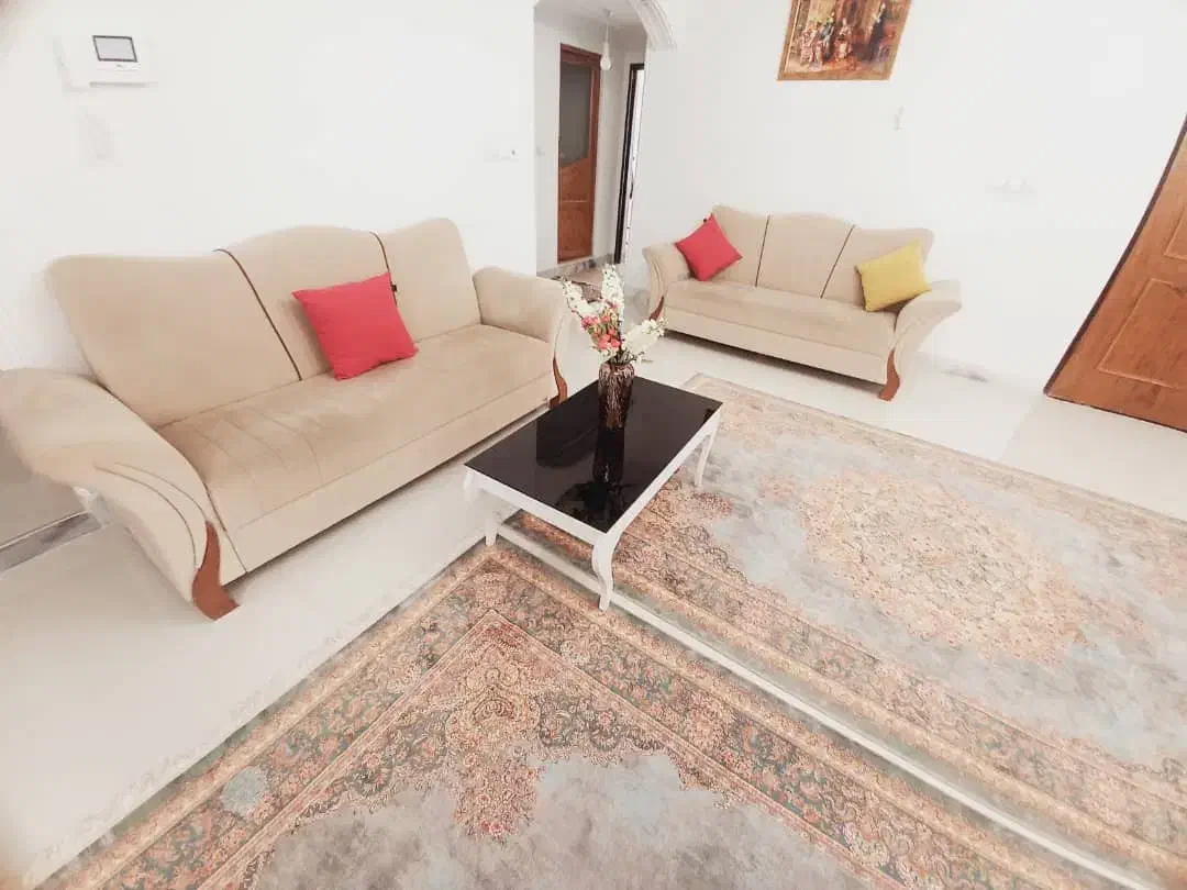 فروش یک دست مبل ۸ نفره با جلومبلی و عسلی|مبلمان خانگی و میز عسلی|مهاباد (آذربایجان غربی), |دیوار