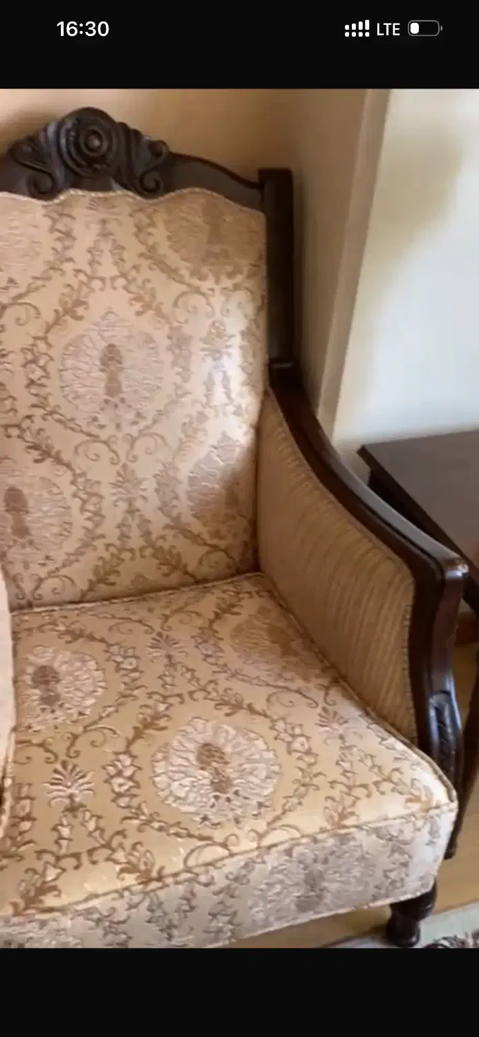 مبل|مبلمان خانگی و میز عسلی|عجب شیر, |دیوار