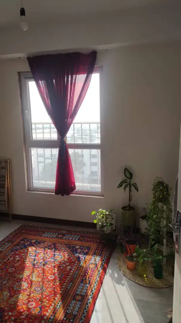 ۸۵متر ۲ خوابه/وردآورد/پنجره‌های قدی/بدون مشرف