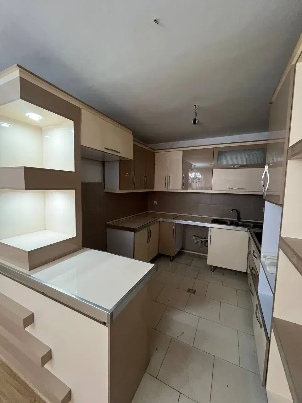 فاز۳ سهند/استاد شهــریار|فروش آپارتمان|تبریز, |دیوار