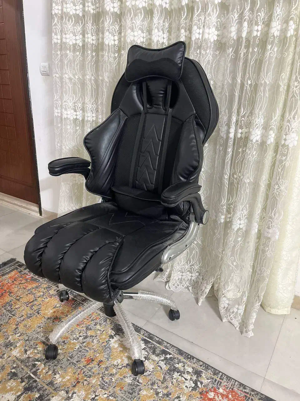 صندلی گیمینگ حرفهای ارگونومیک تمیزتر از نو|صندلی و نیمکت|یزد, |دیوار