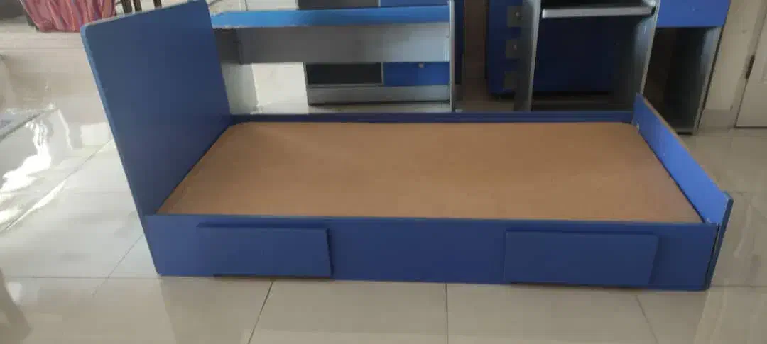 تخت نوجوان|تخت و سرویس خواب|سنندج, |دیوار