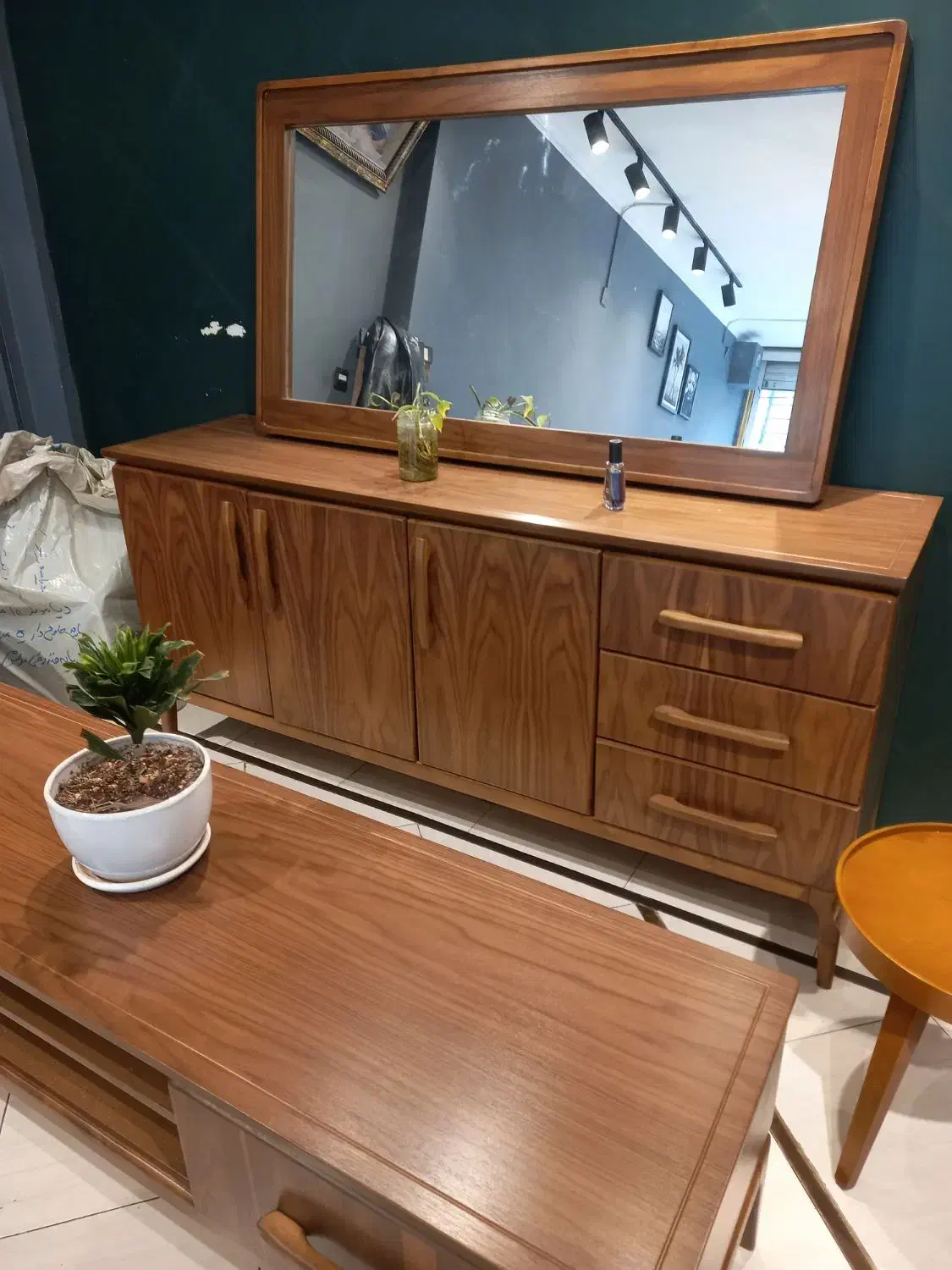 ست اینه کنسول ومیز تلویزیون تحویل فوری|بوفه، ویترین، کنسول|تهران, شهید رجایی|دیوار