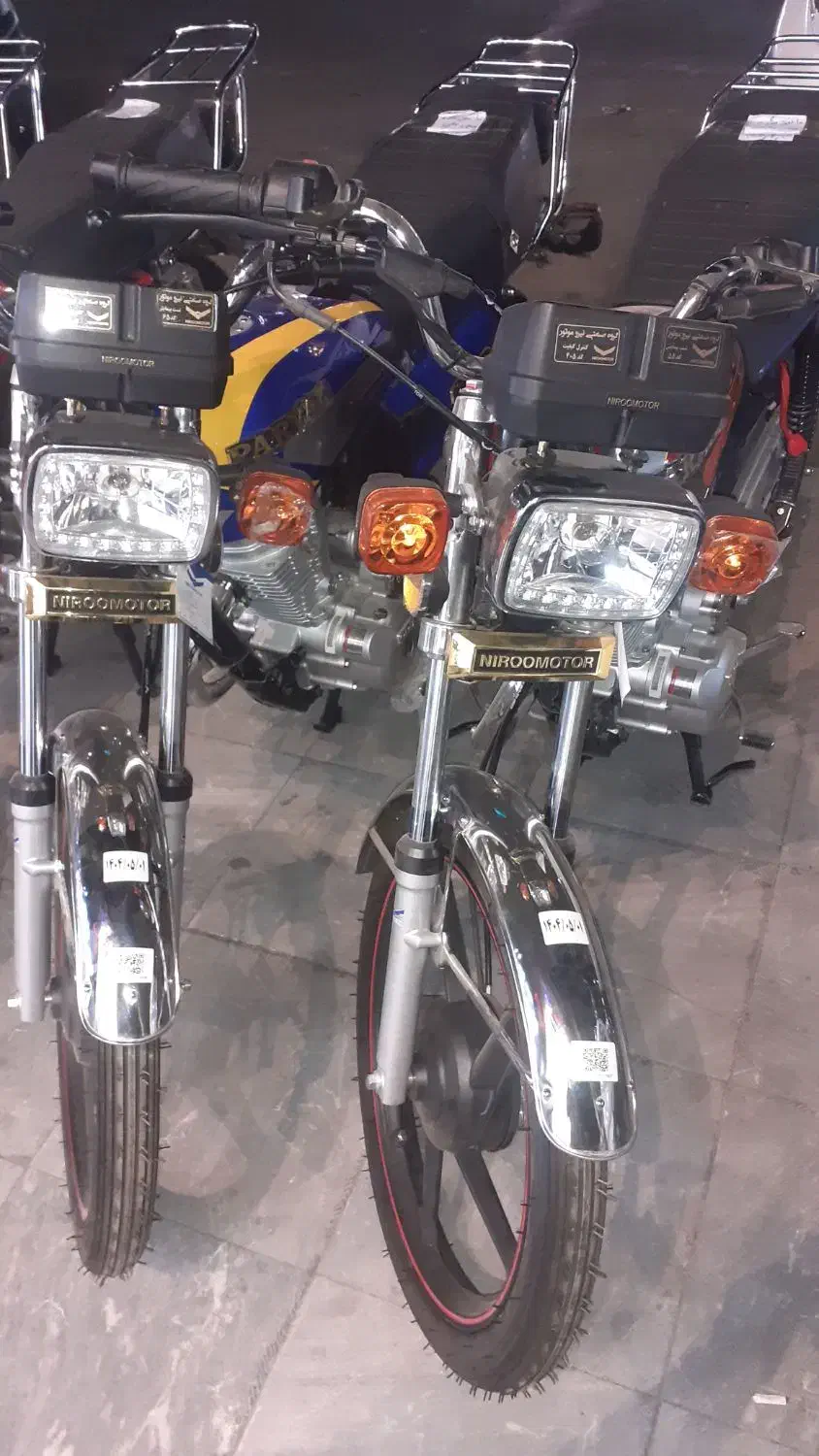 موتورهندا۱۲۵و۲۰۰مدل۴۰۴خشک.نقدواقساط.ومعاوضه|موتورسیکلت|هشتگرد, شهرک ریحانه|دیوار