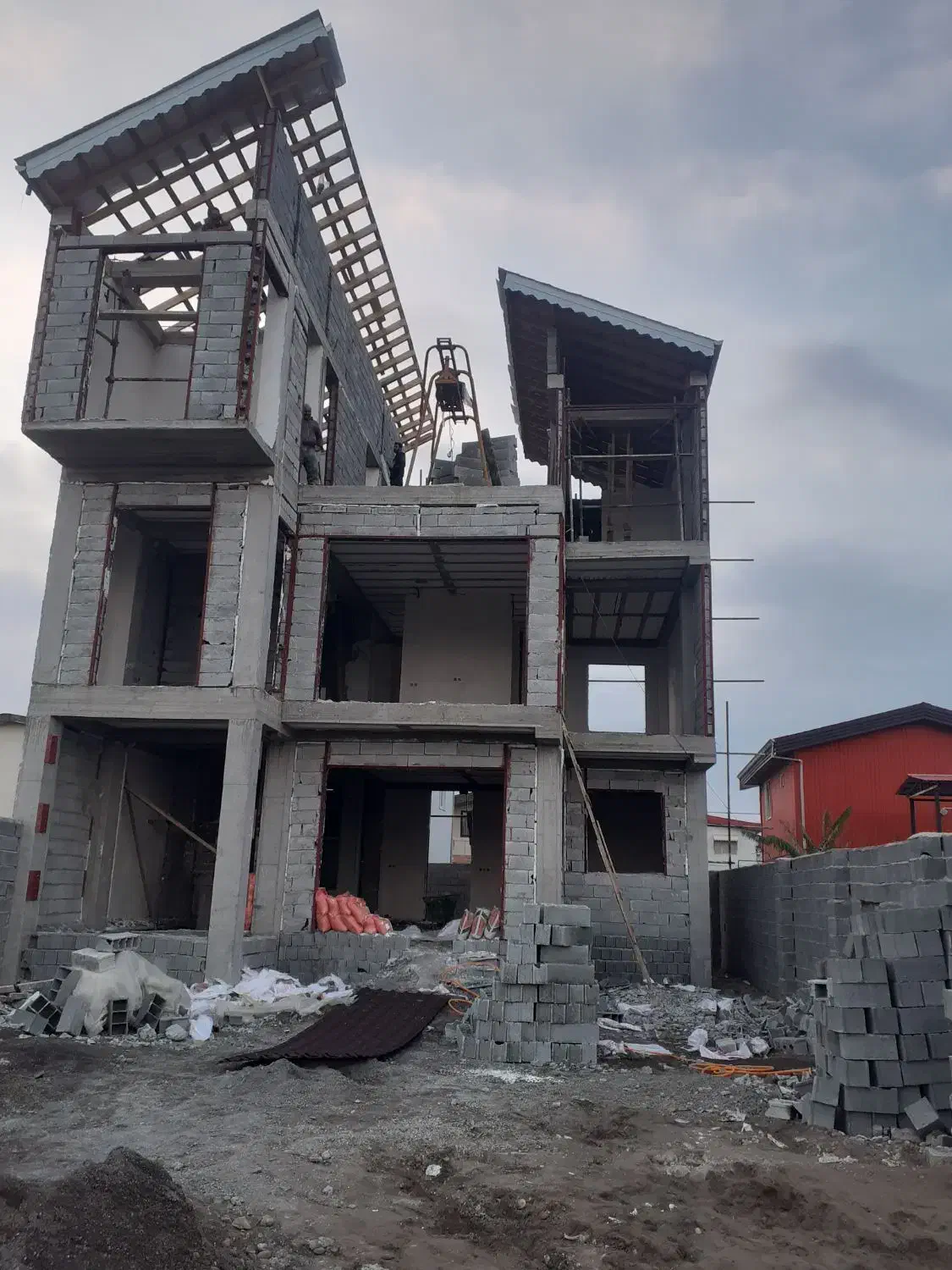 پیمانکاری ساختمان کلی و جزیی|خدمات پیشه و مهارت|آبیک, |دیوار