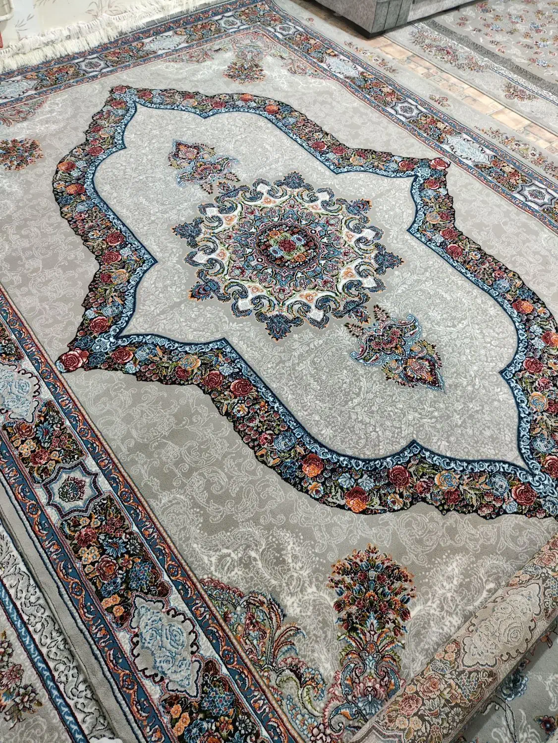 سه تا  فرش نه متری نخی|فرش|کرمانشاه, |دیوار