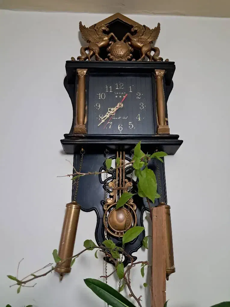 ۲ عدد ساعت دیواری|ساعت دیواری و تزئینی|تبریز, |دیوار