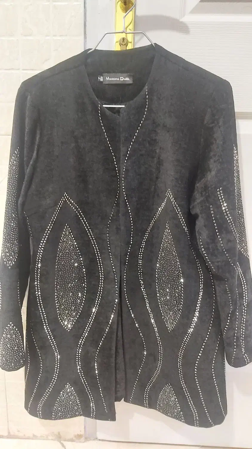 مانتو|لباس|ری, دیلمان|دیوار